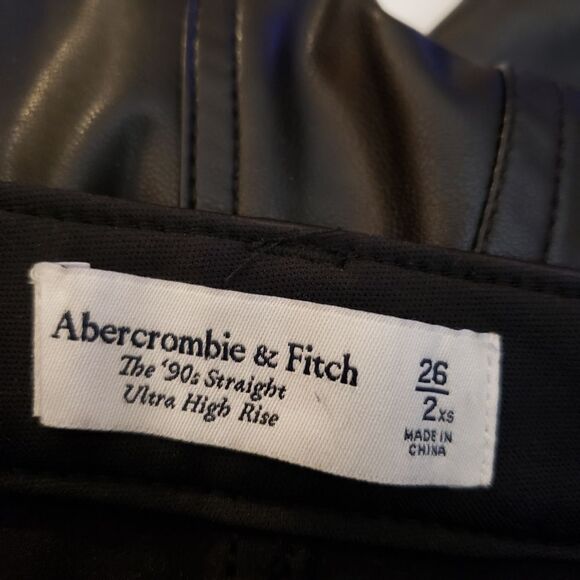 Abercrombie & Fitch 90's Vegan Leather Jeans Sz 26 - Picture 4 of 6